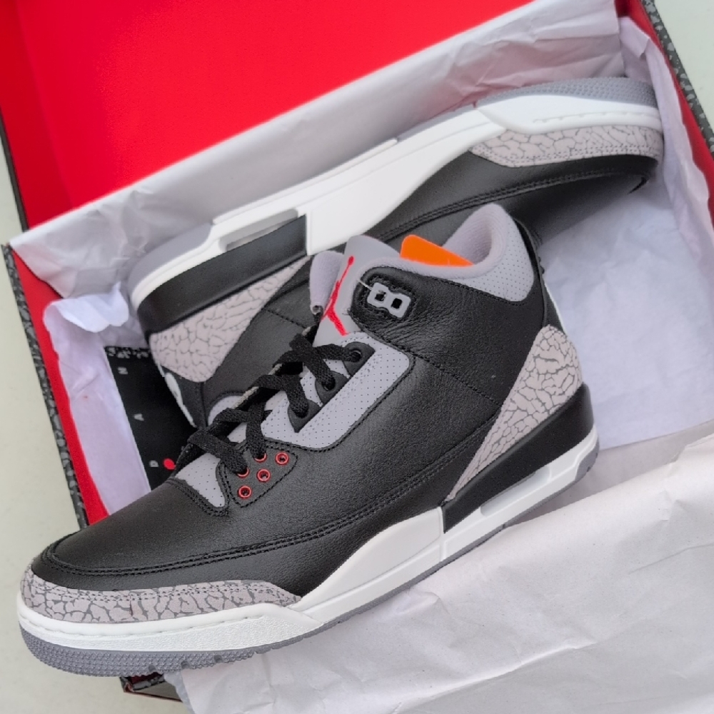 Nike Air Jordan 3 Retro - Black Cement 2024 - Men's Size 10.5 ( DN3707-010 )